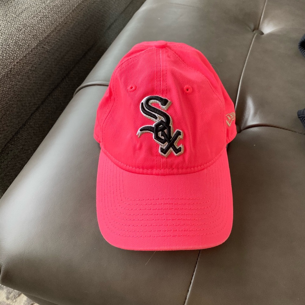 Hot pink Chicago White Sox hat